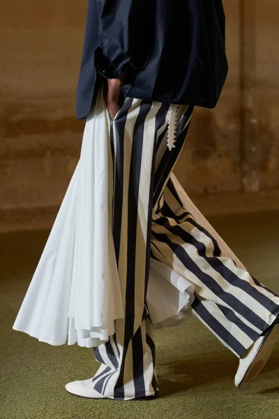Look 9